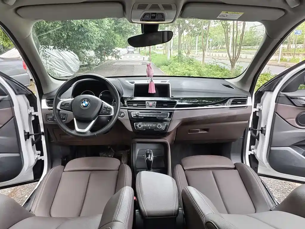 BMW X1 2020 — фото 7