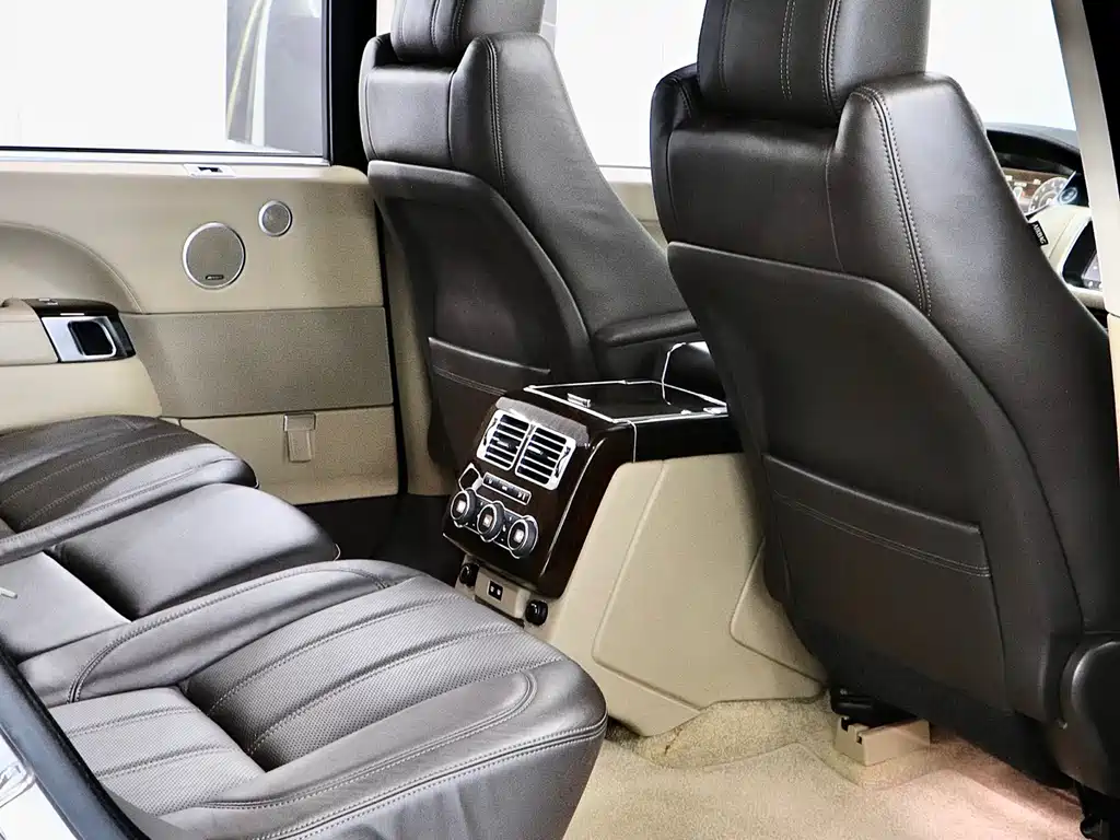 Land Rover Range Rover 2018 — фото 17