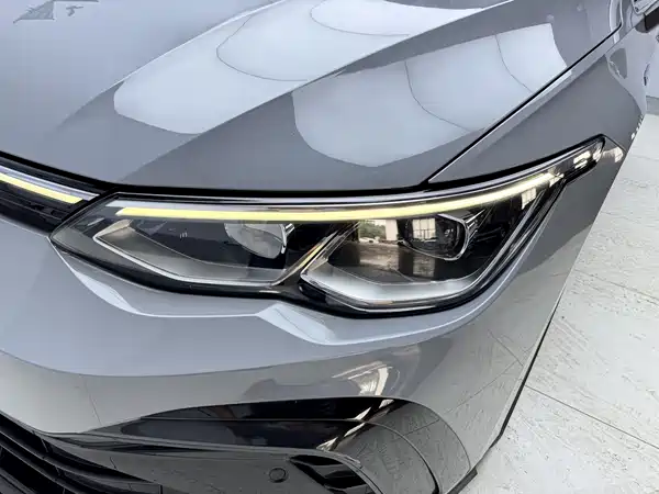 Volkswagen Golf 2023