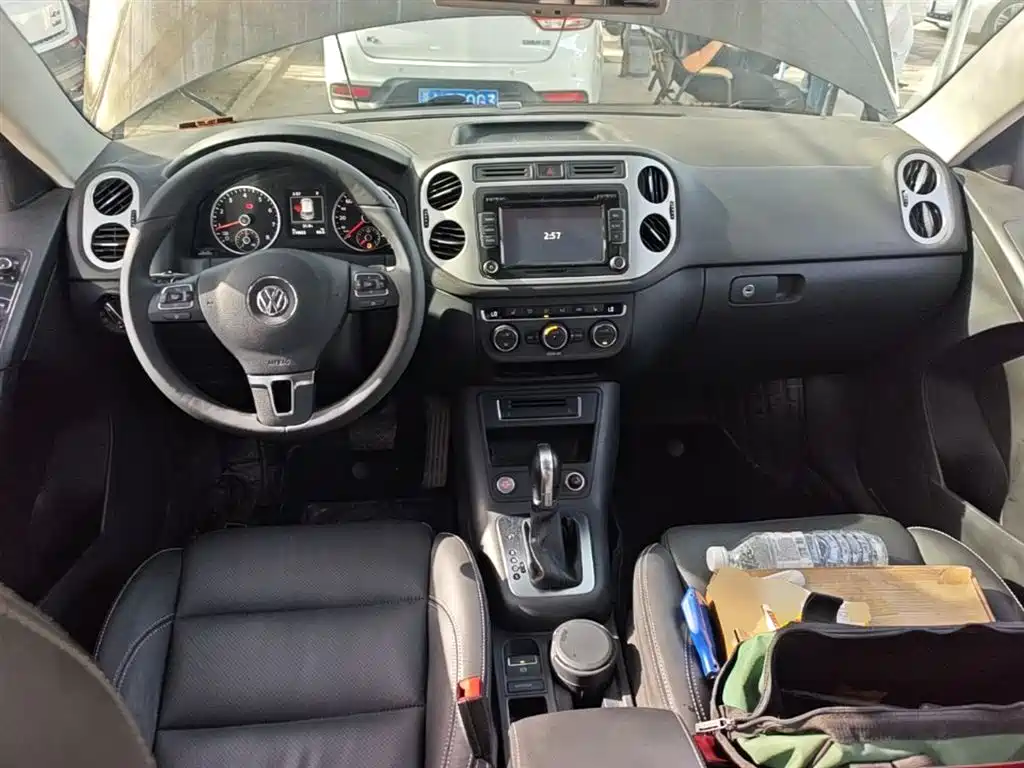 Volkswagen Tiguan 2016 — фото 10