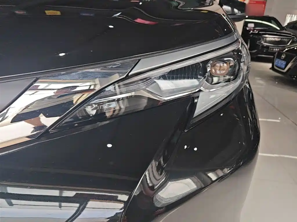 Toyota Sienna 2025 — фото 24