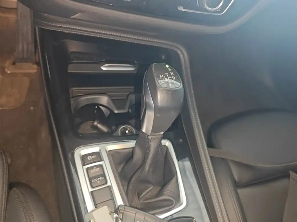 BMW 1 Series 2019 — фото 14