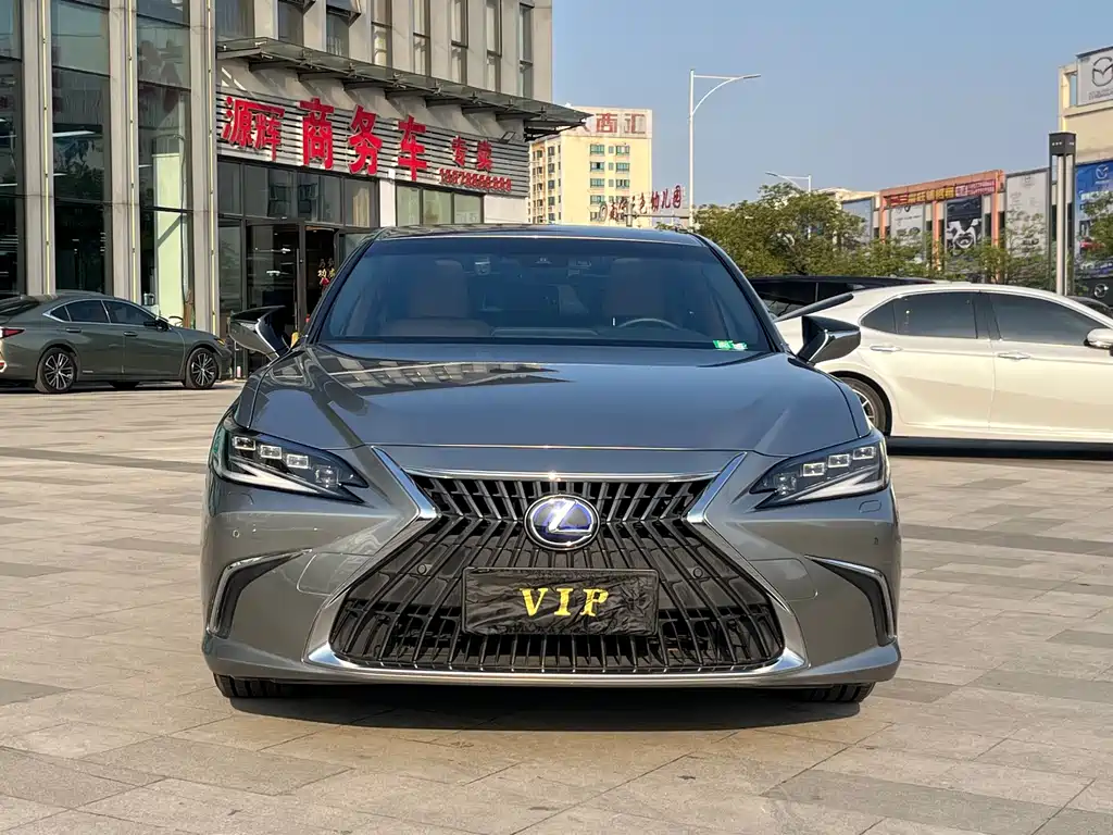 Lexus ES 2022 — фото 2