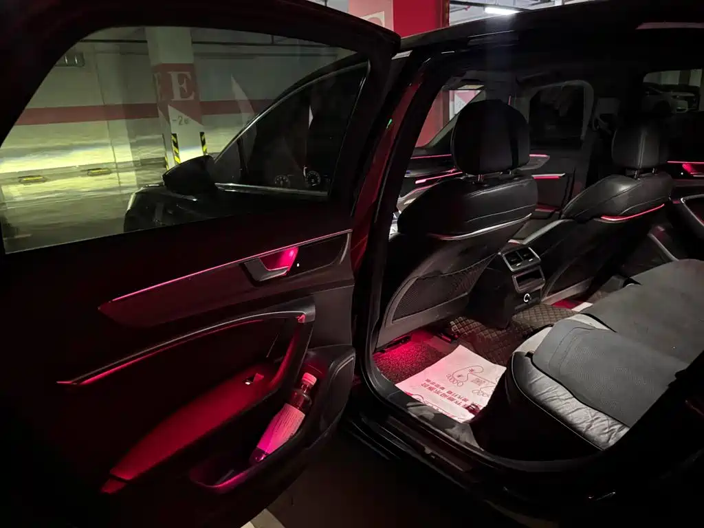 Audi A6L 2020