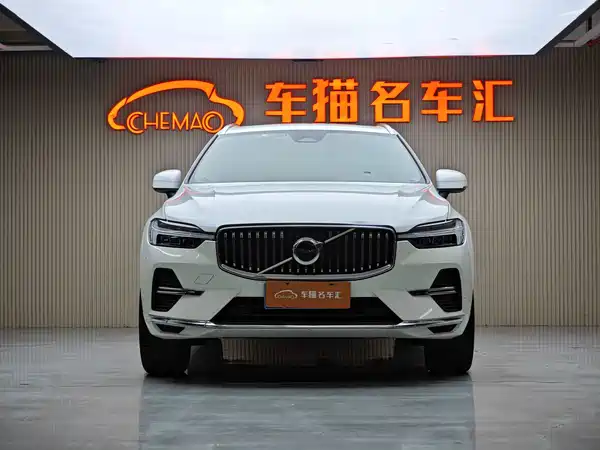 Volvo XC60 2022