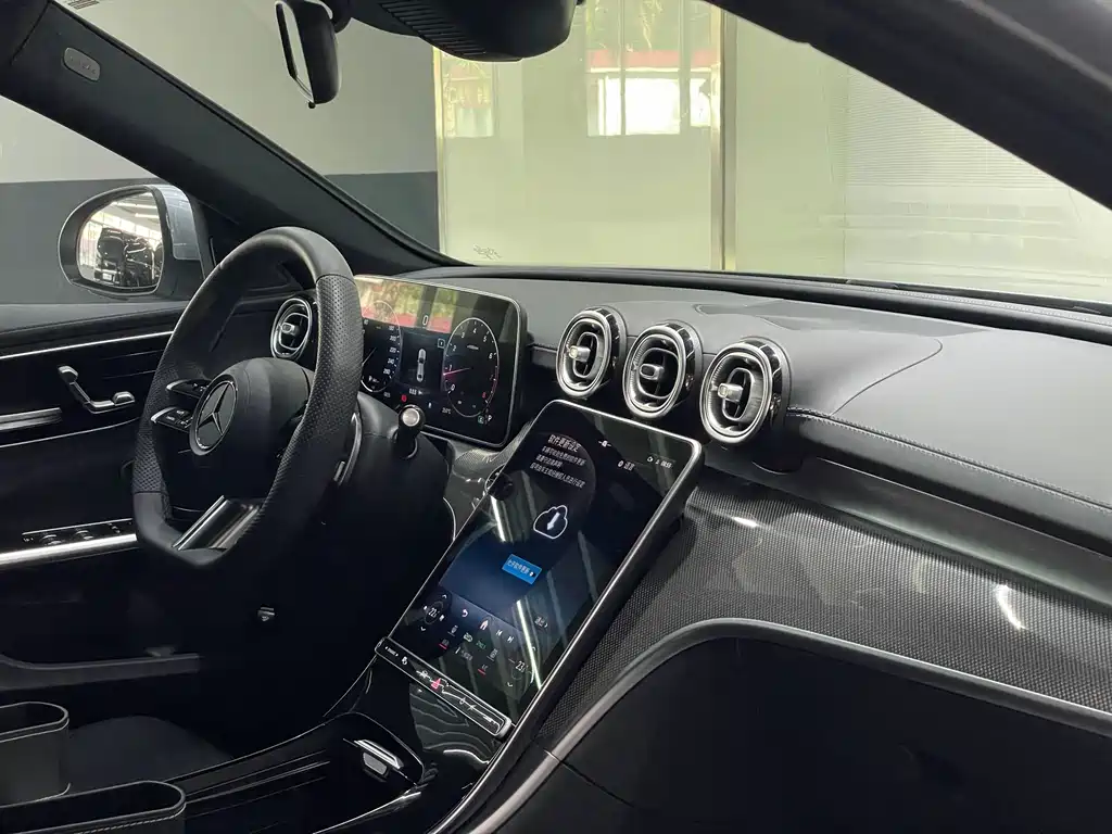 Mercedes-Benz C-Class 2023 — фото 19