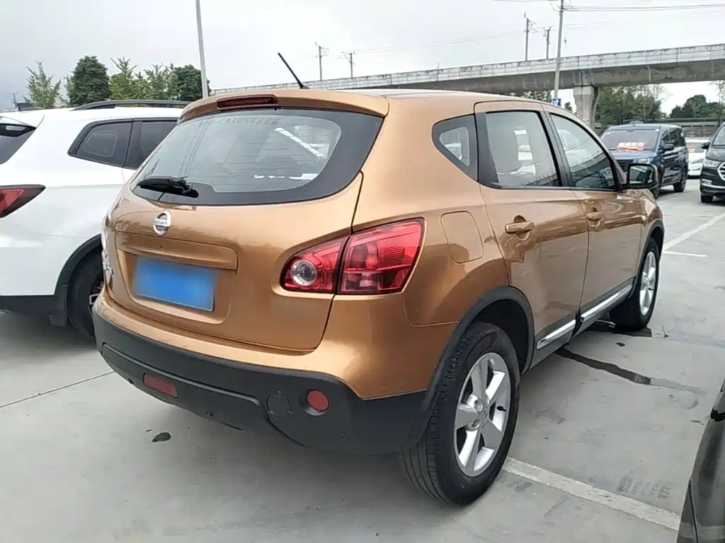 Nissan Qashqai 2015