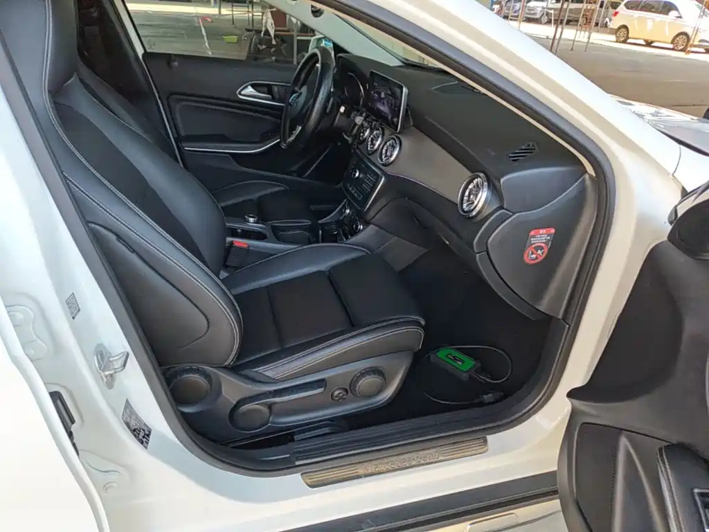 Mercedes-Benz GLA 2017 — фото 25
