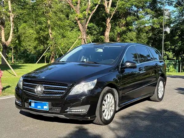 Mercedes-Benz R-Class 2016