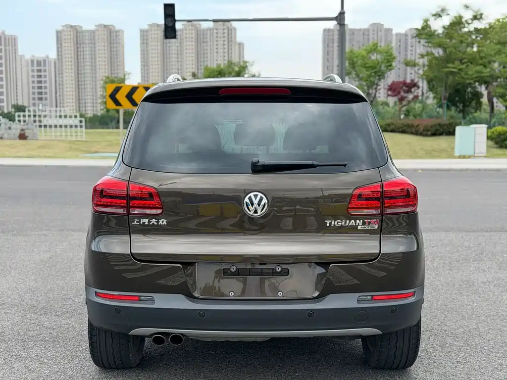 Volkswagen Tiguan 2015 — фото 11