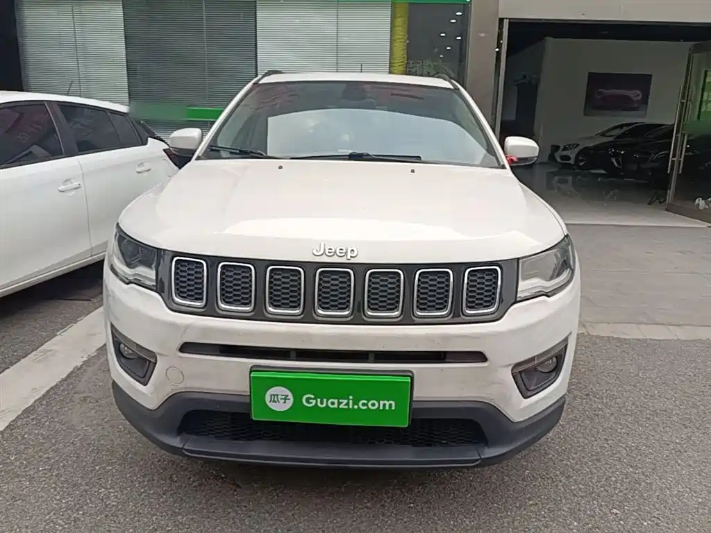 Jeep Compass 2018 — фото 3