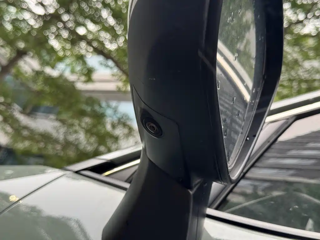 Toyota RAV4 2019 — фото 15
