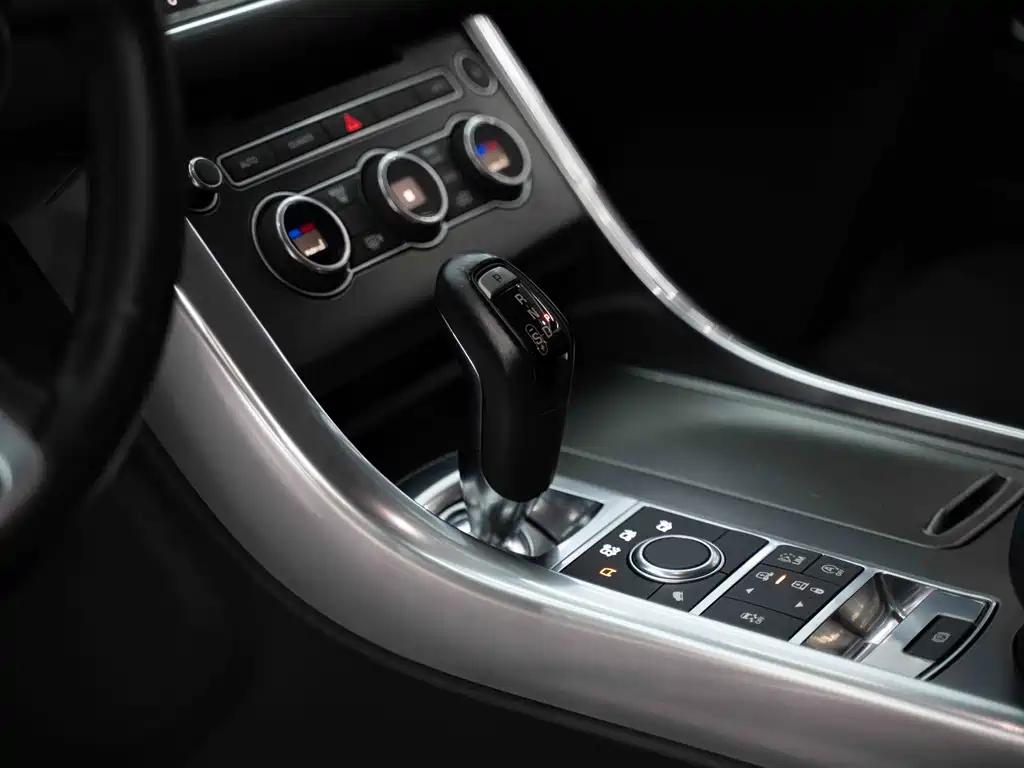 Land Rover Sport 2017 — фото 12