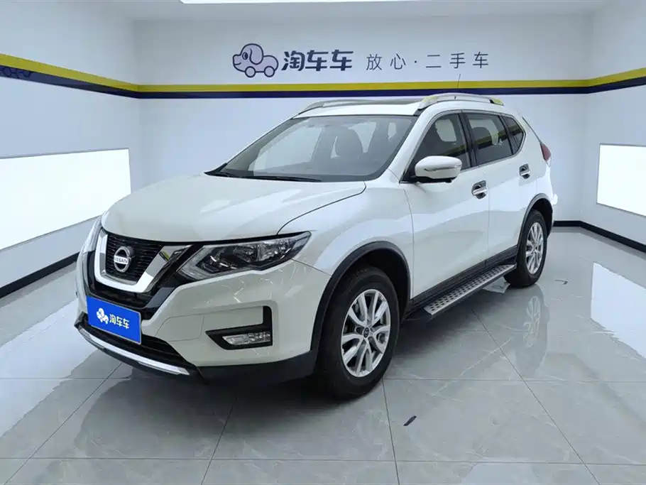Nissan X-Trail 2017 — фото 1