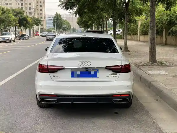 Audi A4L 2024