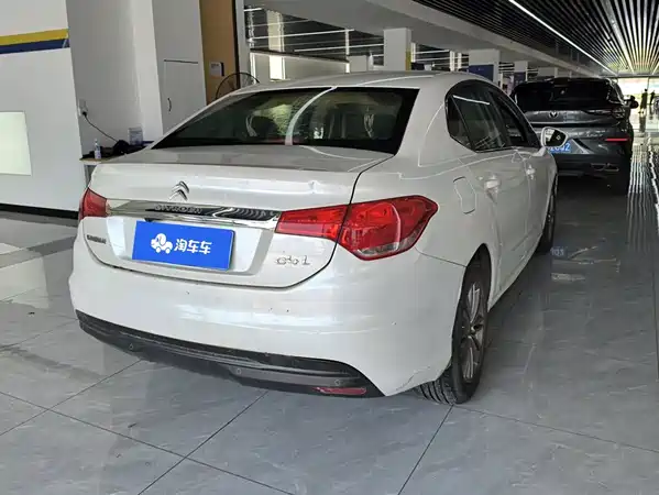 Citroën C4L 2014