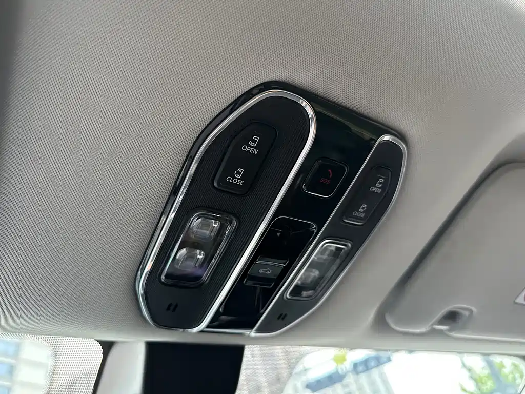 GAC Motor Trumpchi M8 2023 — фото 21