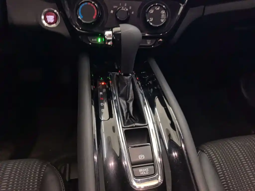 Honda Vezel 2016 — фото 14