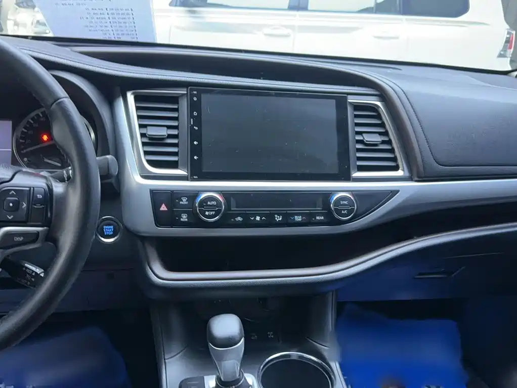 Toyota Highlander 2016