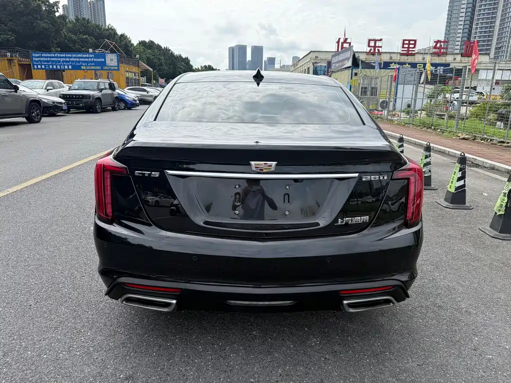 Cadillac CT5 2020 — фото 16