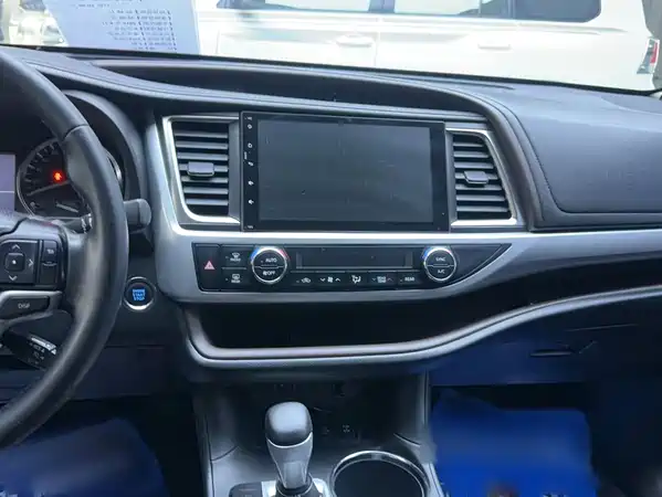 Toyota Highlander 2016