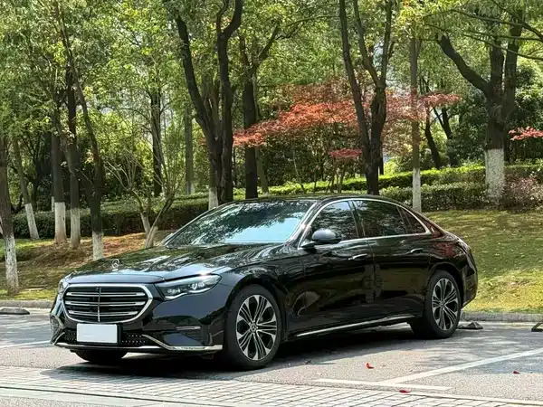 Mercedes-Benz E-Class 2025