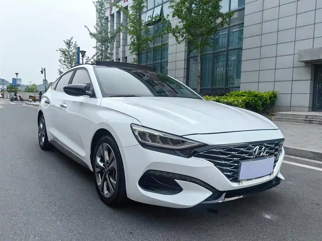 Hyundai Fista 2020 — фото 3