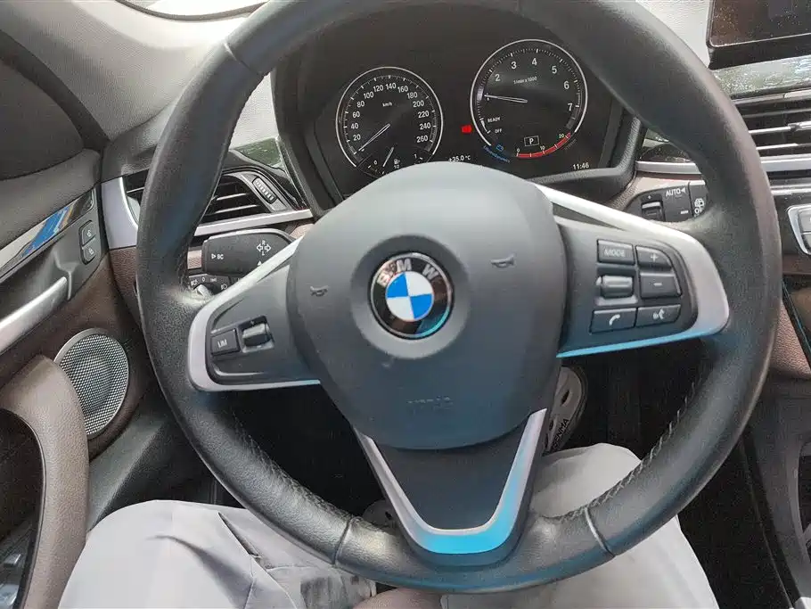 BMW X1 2022 — фото 15