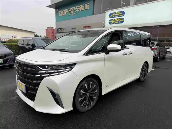 Toyota Alphard 2024