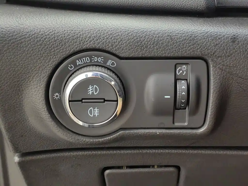 Buick Excelle GT 2014 — фото 21