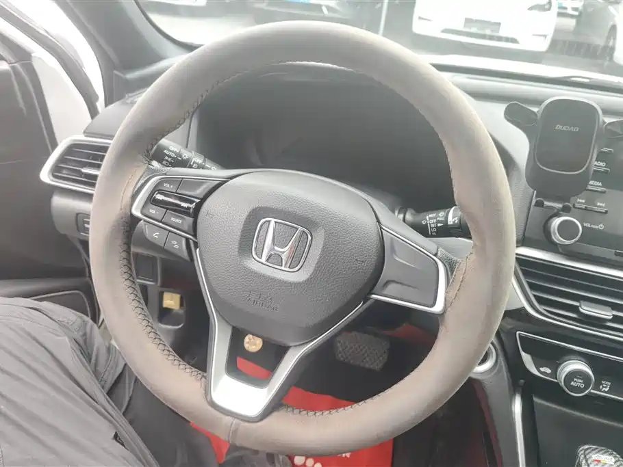 Honda Inspire 2023 — фото 15