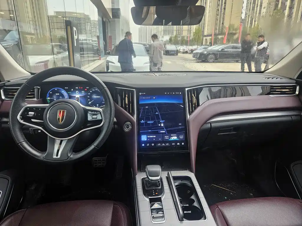 Hongqi HS7 PHEV 2025 — фото 16