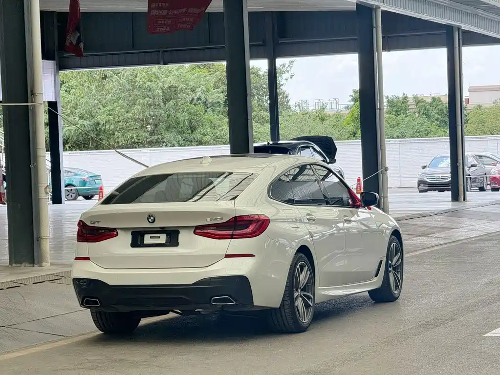 BMW 6 Series GT 2020 — фото 9