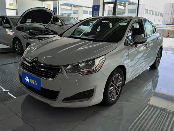 Citroën C4L 2014