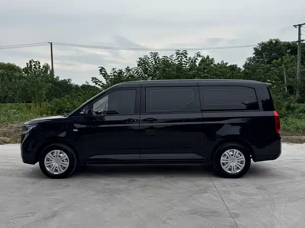 Wuling Journey 2022