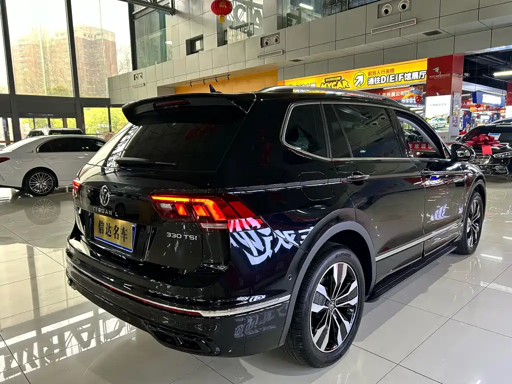 Volkswagen Tiguan L 2025 — фото 12