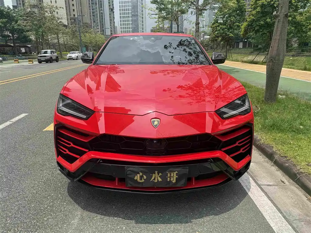 Lamborghini Urus 2019 — фото 2