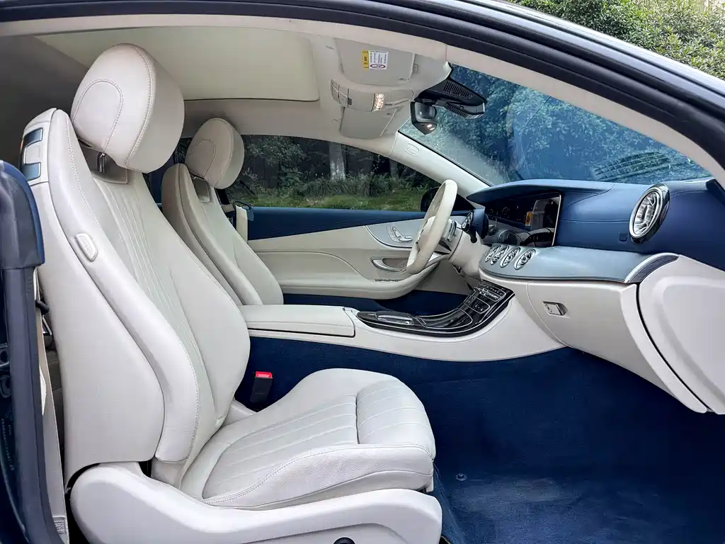 Mercedes-Benz E-Class 2023 — фото 16