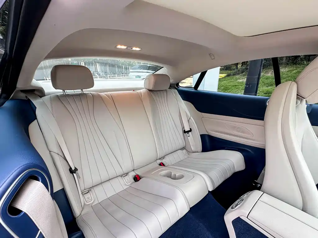 Mercedes-Benz E-Class 2023 — фото 17