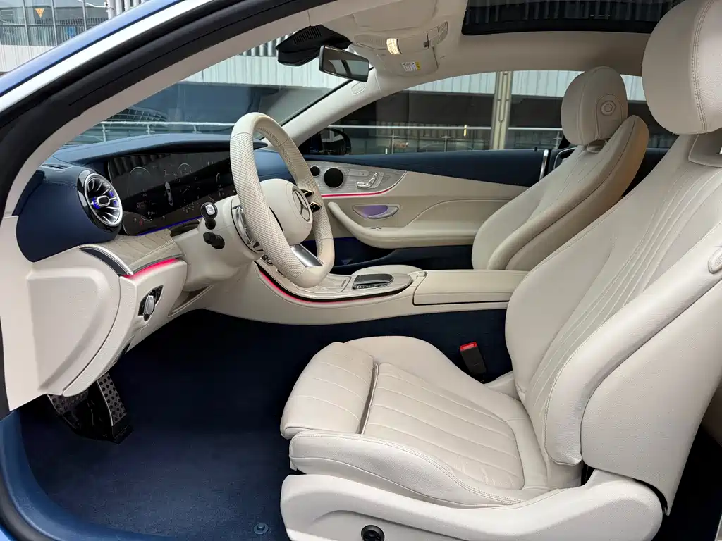 Mercedes-Benz E-Class 2023 — фото 11