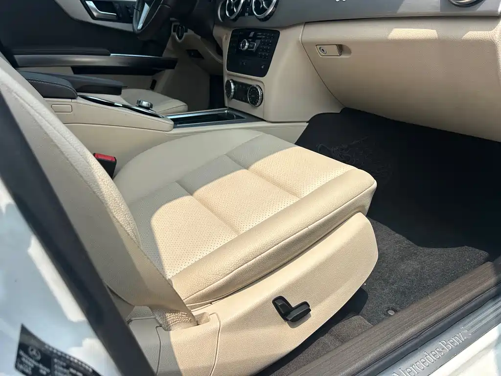 Mercedes-Benz GLK-Class 2014 — фото 24