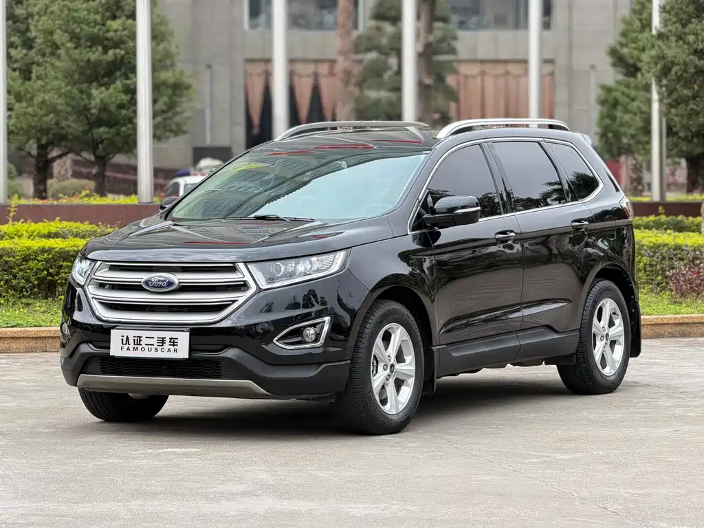 Ford Edge 2018 — фото 1