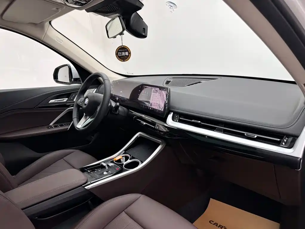 BMW X1 2024 — фото 11