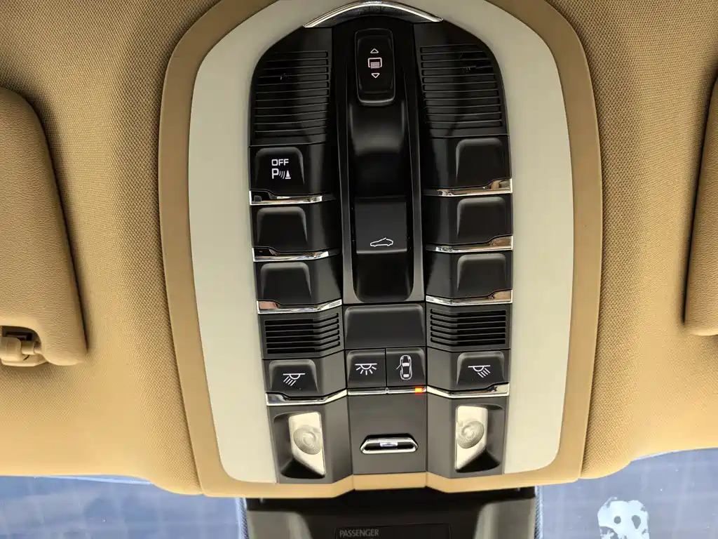 Porsche Macan 2014 — фото 13