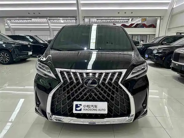 Lexus LM 2023