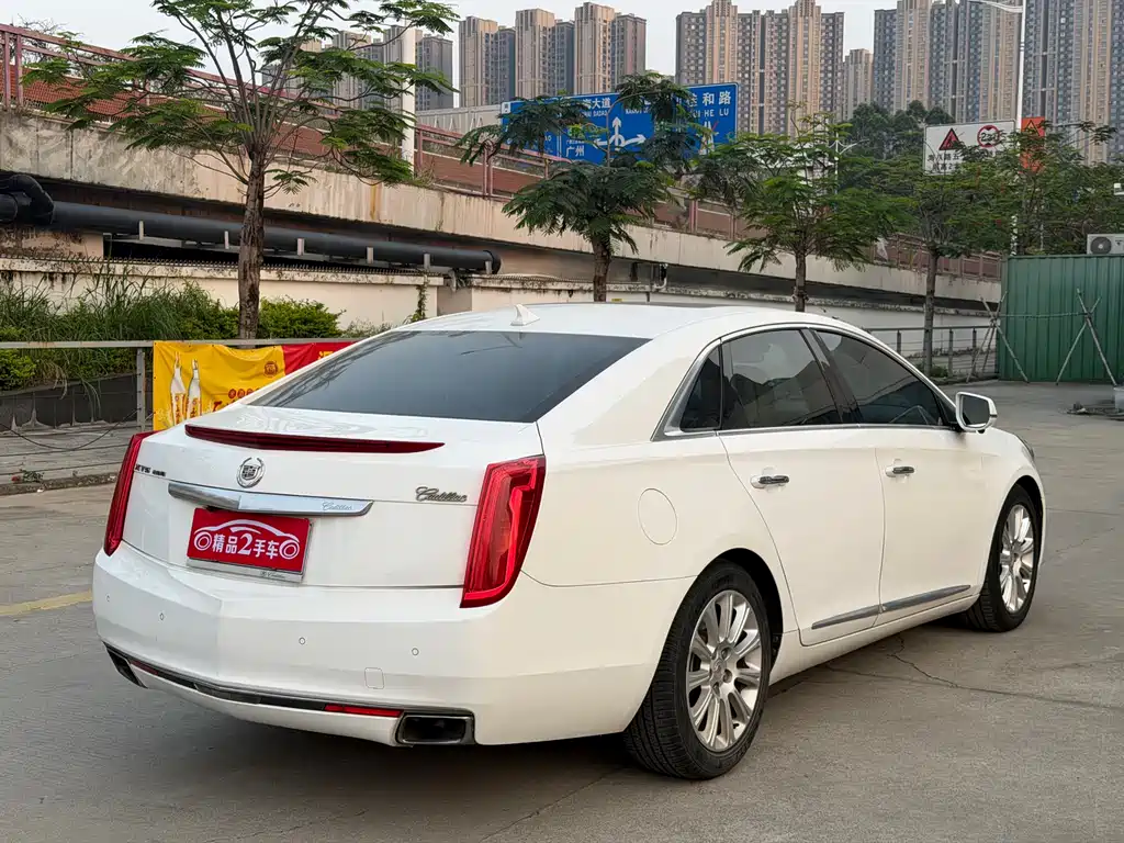 Cadillac XTS 2015 — фото 7