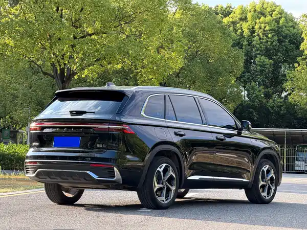 Geely Xingyue L 2024