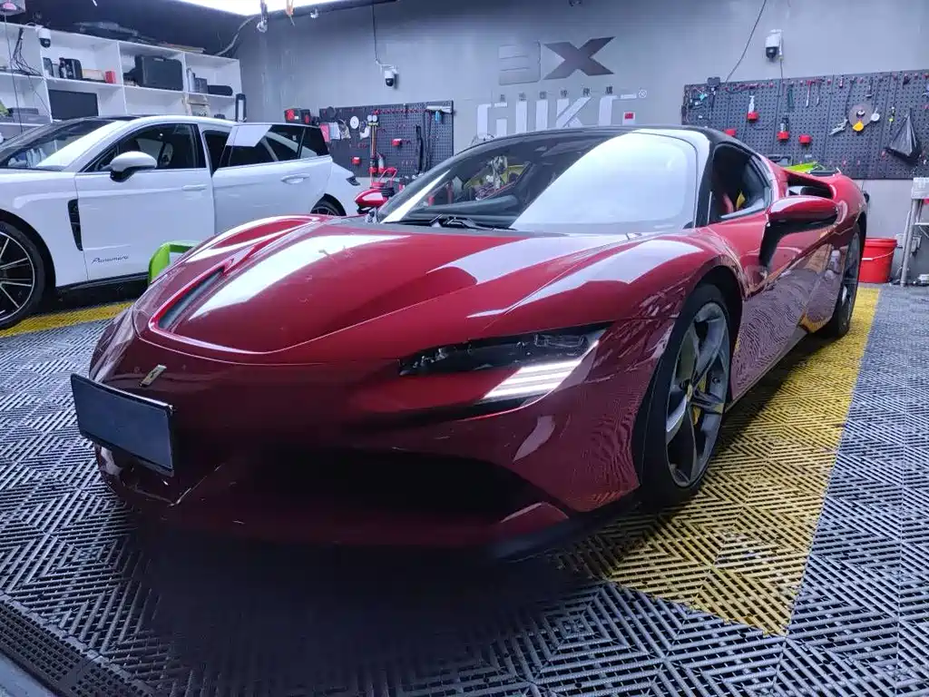 Ferrari SF90 2023