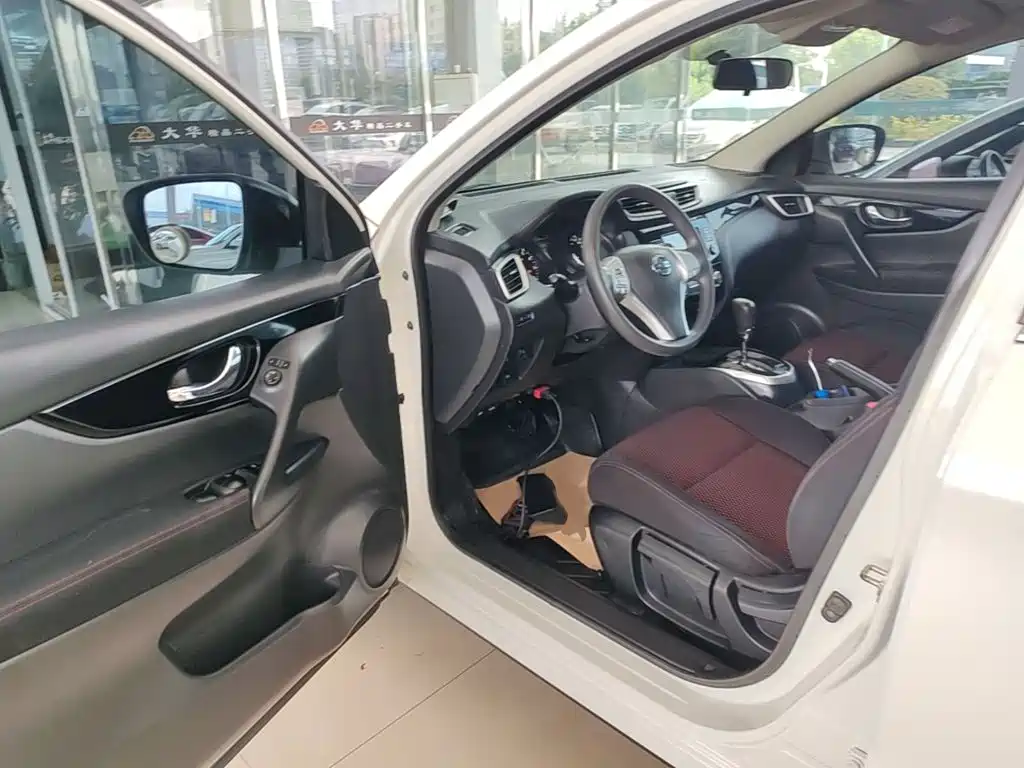 Nissan Qashqai 2017 — фото 16