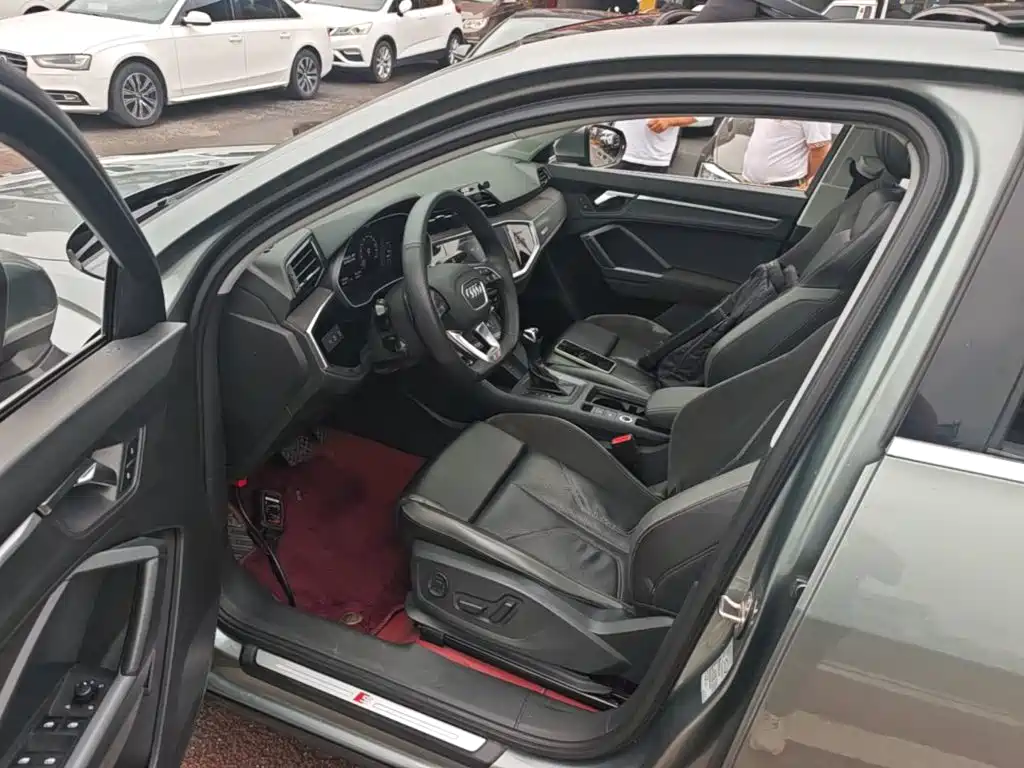 Audi Q3 Sportback 2020 — фото 15